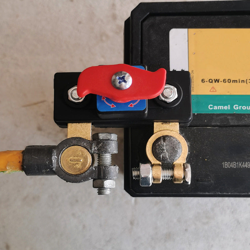 🔥 50% DE RÉDUCTION ! ✨ Interrupteur de Déconnexion Batterie Voiture - 12V-24V Compatible, Coque Ignifuge, Urgence et Maintenance ⚡🚘